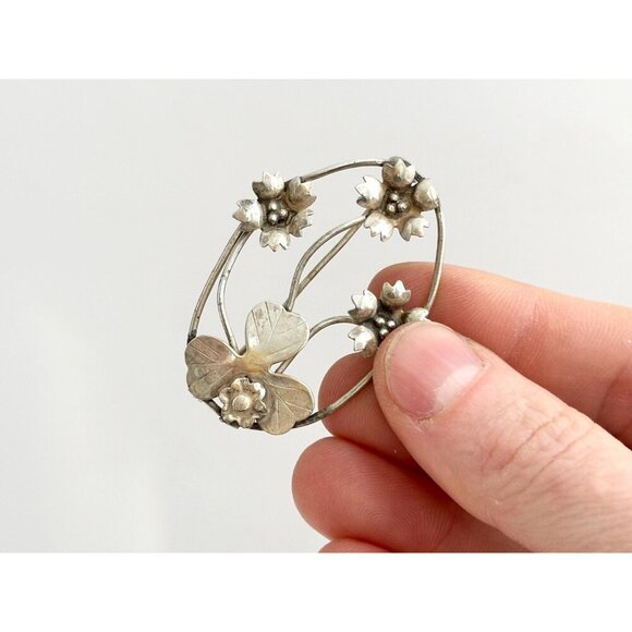40's Vintage Art Nouveau Floral & Beaded Openwork Sterling Silver Foliage Brooch - Picture 5 of 10